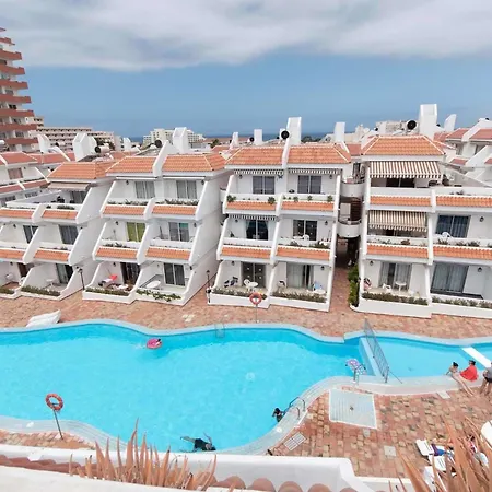 Floritas 20 - Two Bed Appartement *